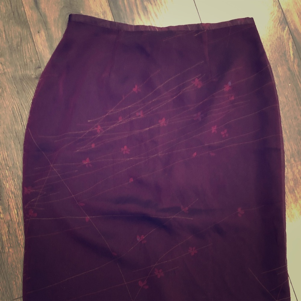 Maroon Express knee length skirt